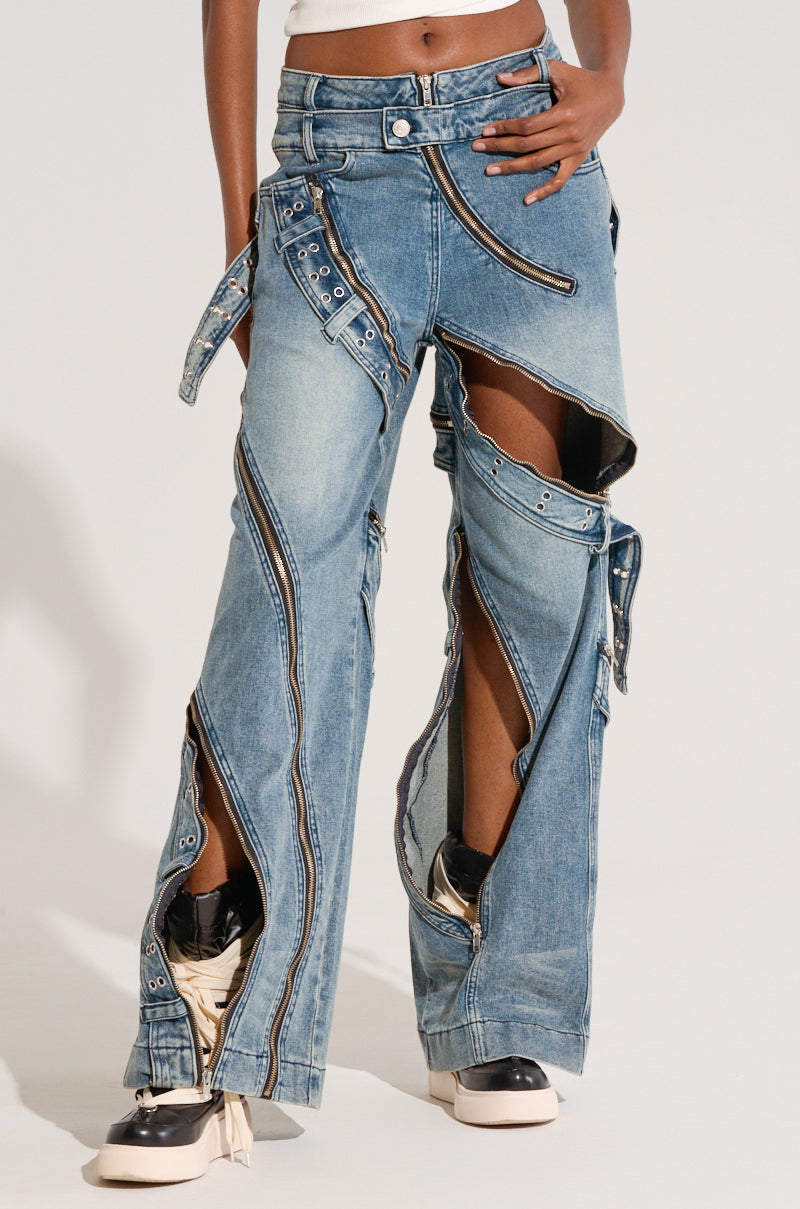 NOW AND LATER DENIM PANT WITH ZIPPER DETAILING – AKIRA