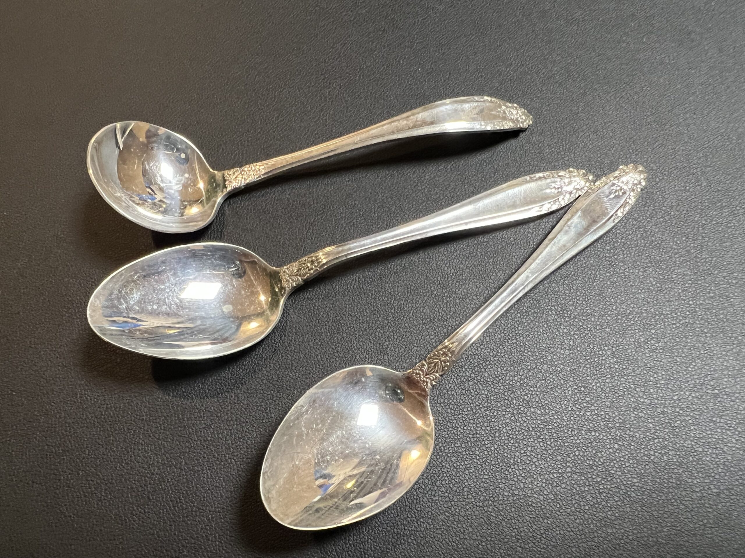 シルバースプーン(銀,SV925)をお買取！価格相場は？ - 丸和質商