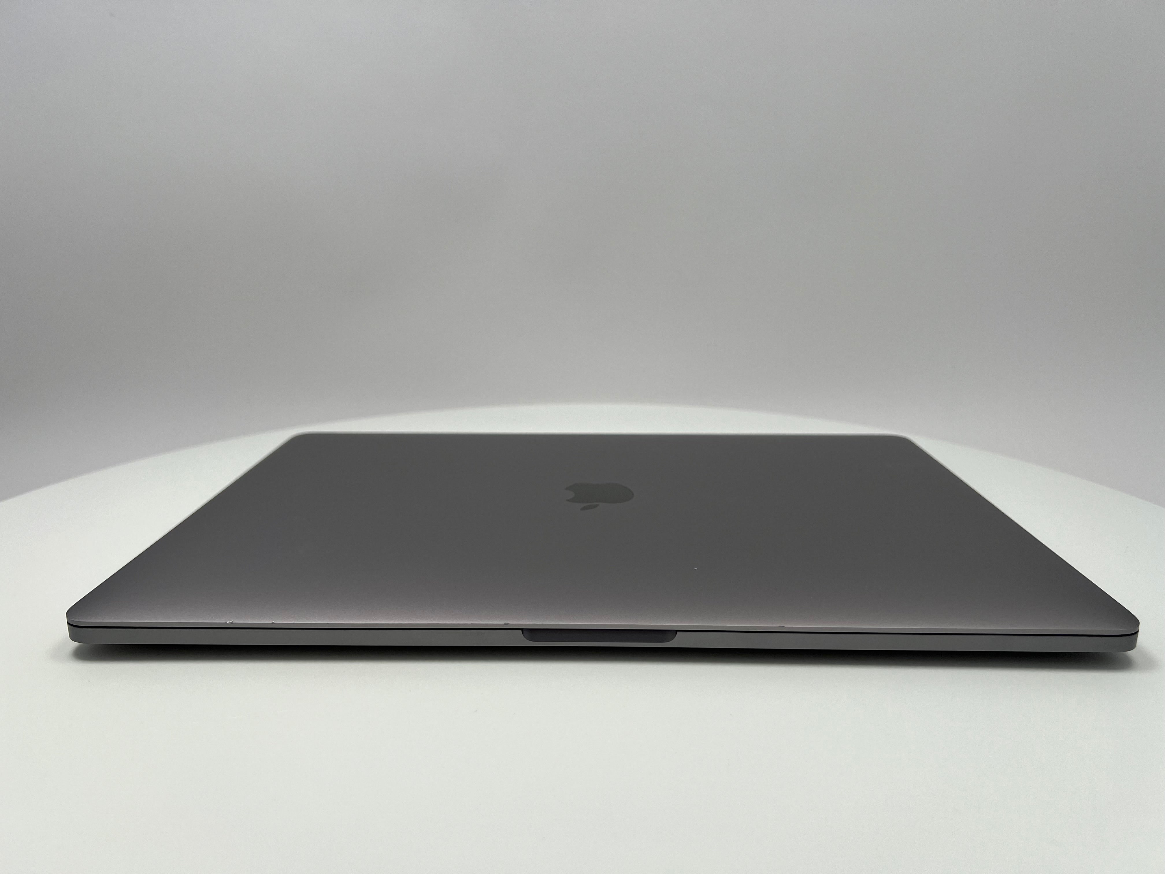 2018 MacBook Pro 15-inch i9 – 32GB RAM 2TB SSD Space Gray | Techable