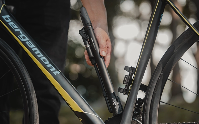 携帯用空気入れ（ポンプ）｜トピーク - ROAD MORPH® G