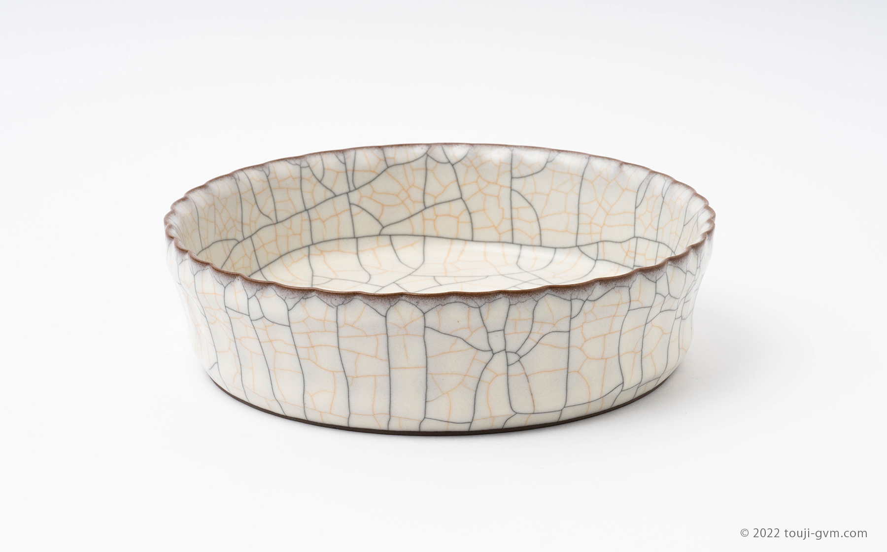 哥窯（かよう）とは｜南宋時代の伝説的な窯の特徴や歴史