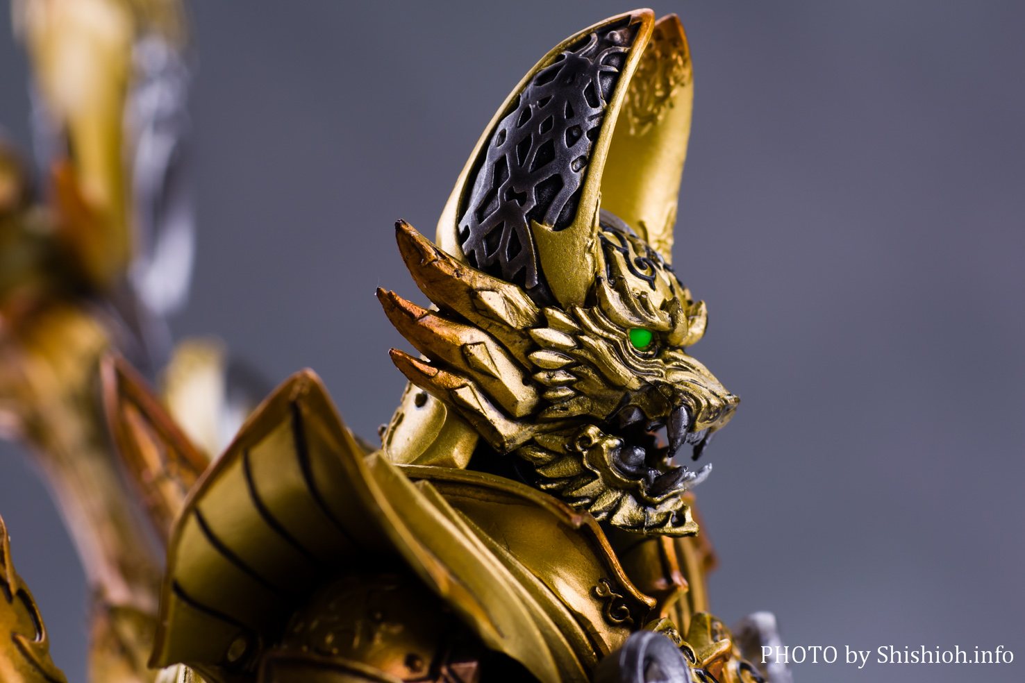 レビュー】魔戒可動 鷹麟ガロ