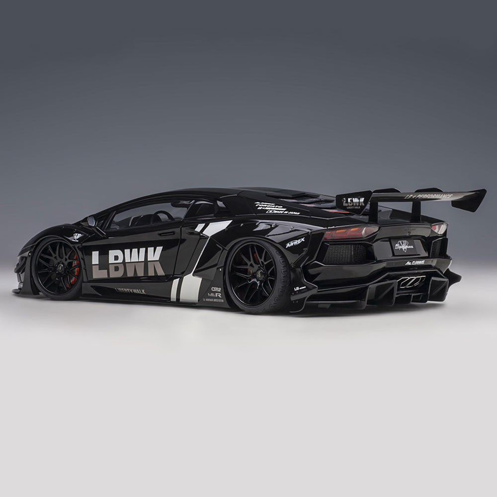 楽天市場】ミニカー 1/18 ランボルギーニ アヴェンタドール リミテッド