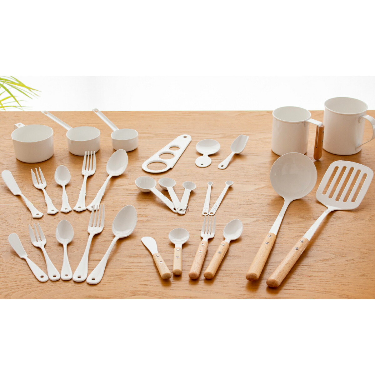 楽天市場】【クーポン対象 3/11 10:59まで】 横口レードル 琺瑯