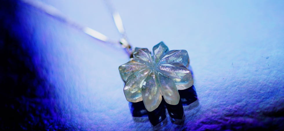 楽天市場】『オパールの花』 ガラスアクセサリー ネックレス