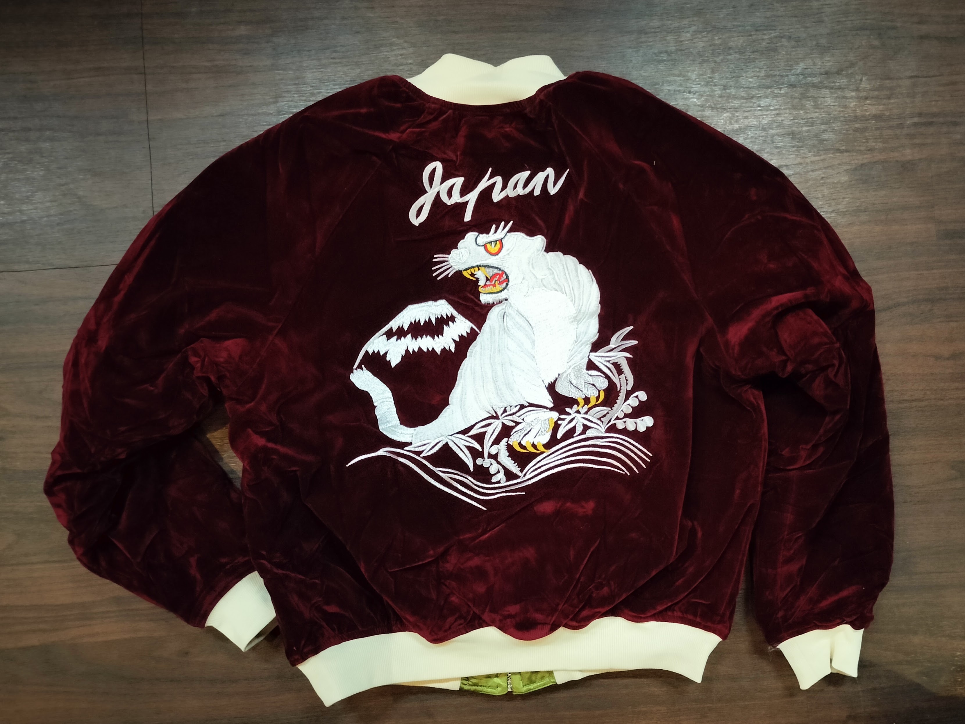 き*こ様 AVIREX スカジャン 白虎 別珍 スーベニア L AVIREX