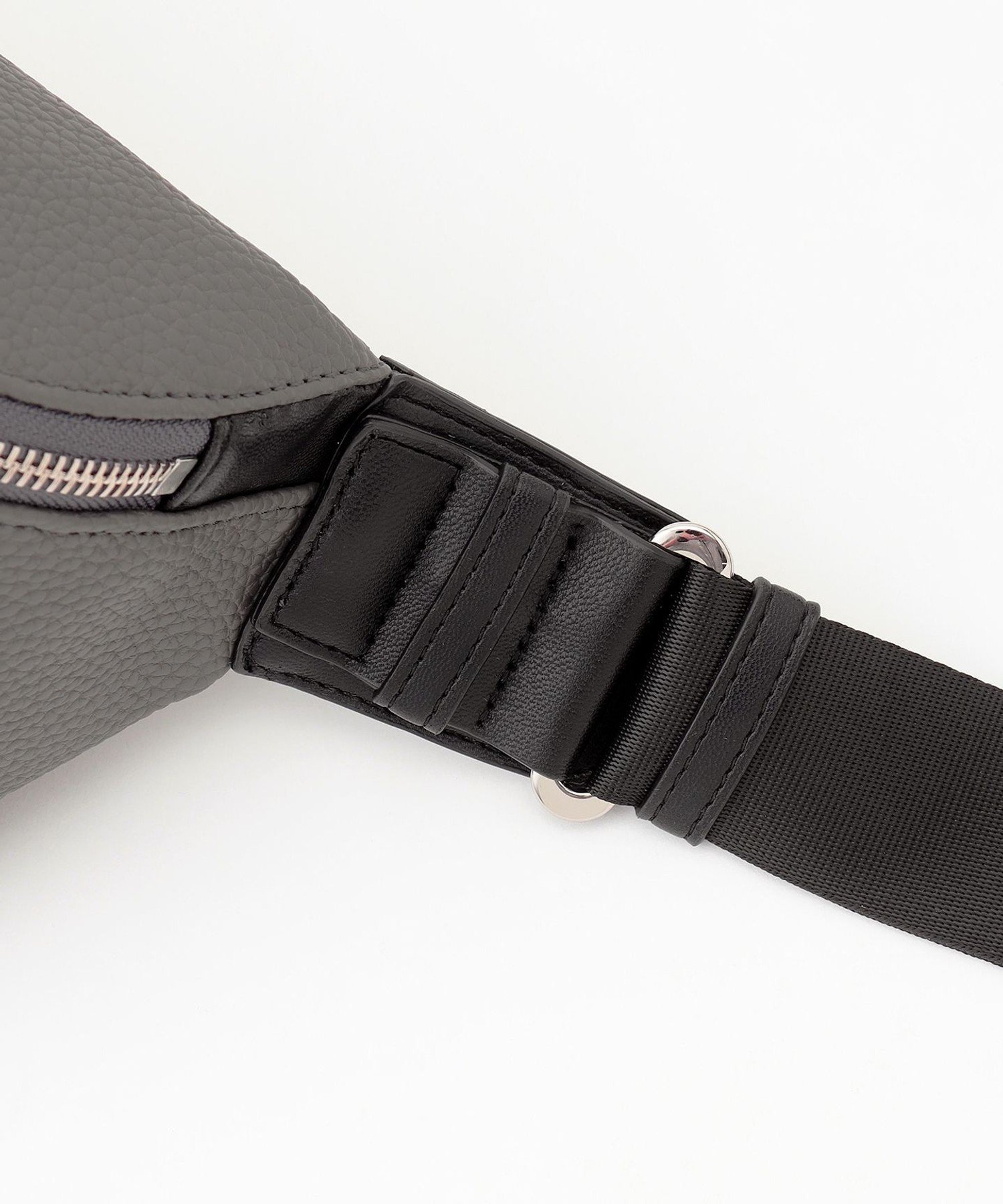 JOSEPH HOMME｜シンセティックシュリンクレザー ボディバッグ