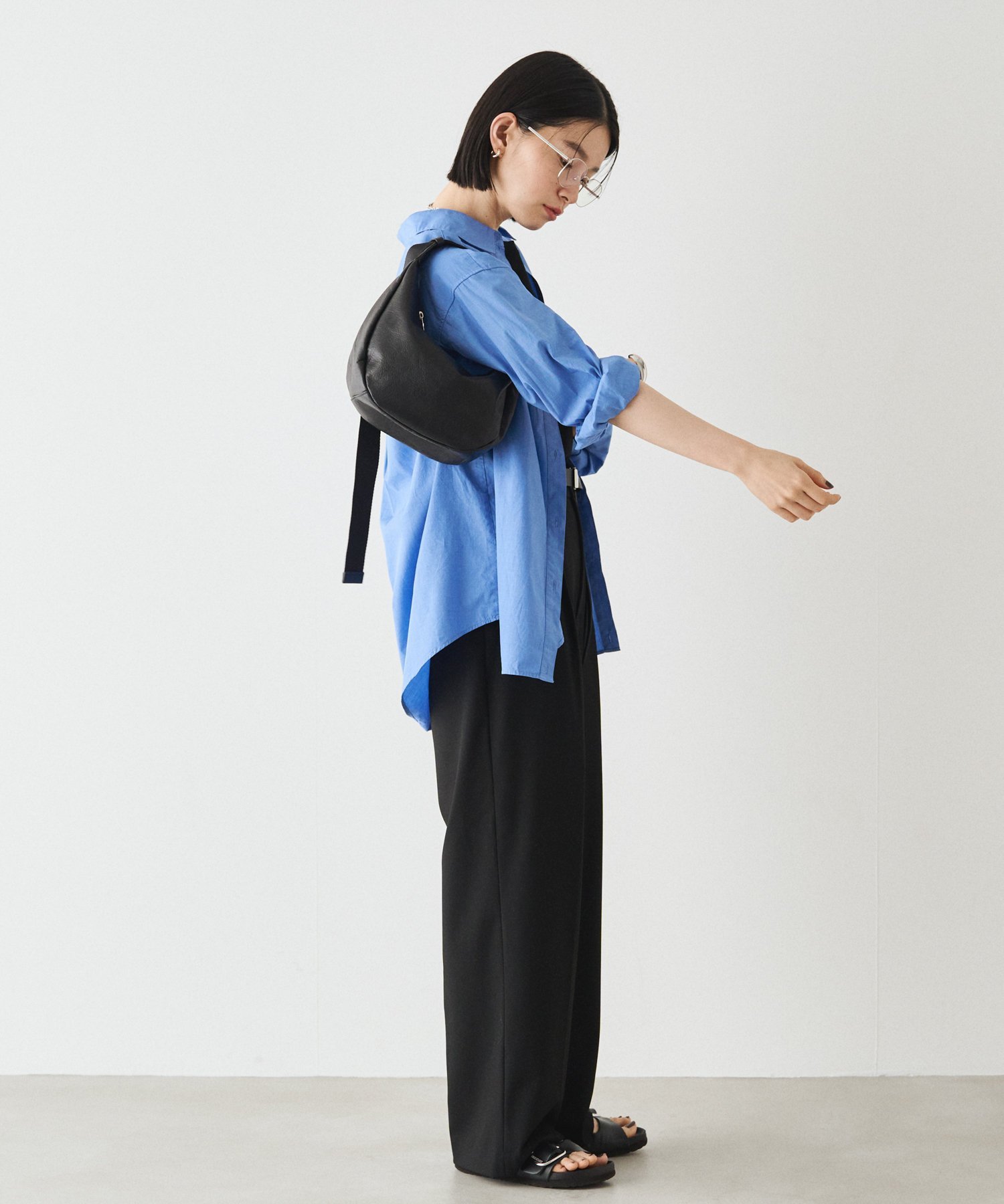 russet｜【20%ポイントバック】ソフトレザーラウンドショルダーバッグ