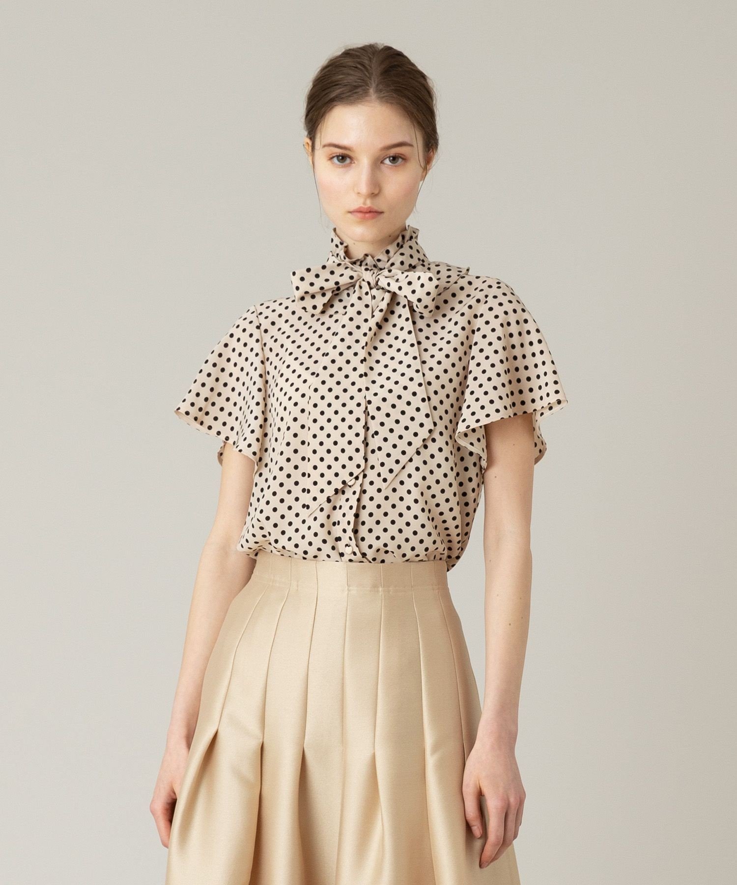 allureville｜◇【LOULOU WILLOUGHBY】デシンドットフレアスリーブ