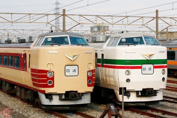 特急形189系の部品販売会開催 引退3編成のテーブル、行先表示器など