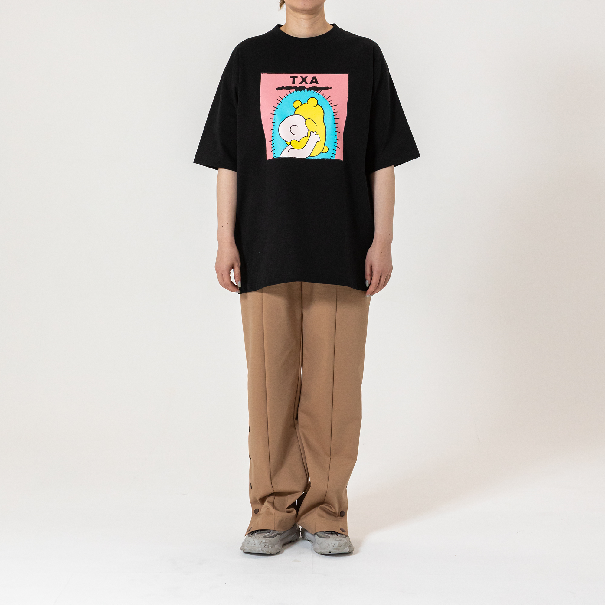 我喜屋位瑳務 S/S T-shirt Black / TXA-TENGA by Artist-