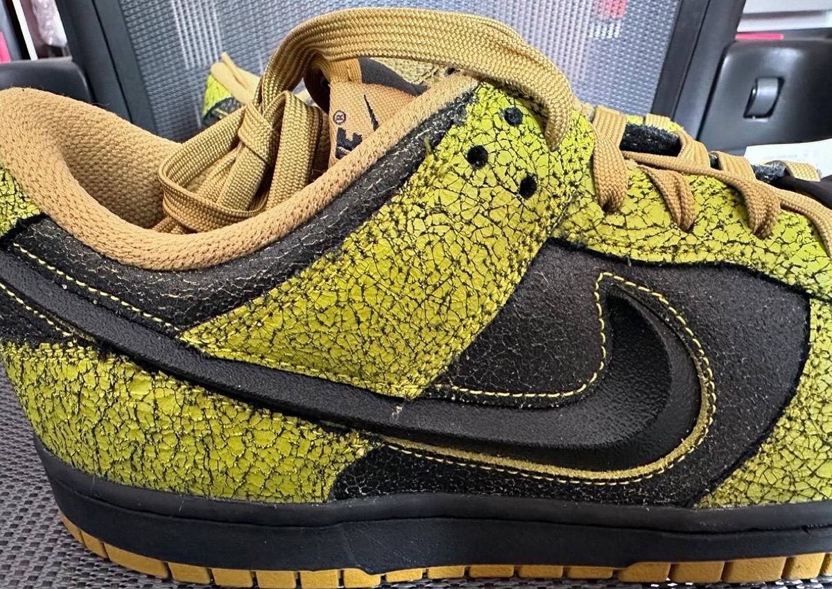 トゥに髑髏を配した Nike Dunk Low & Air Force 1 Low Retro QS