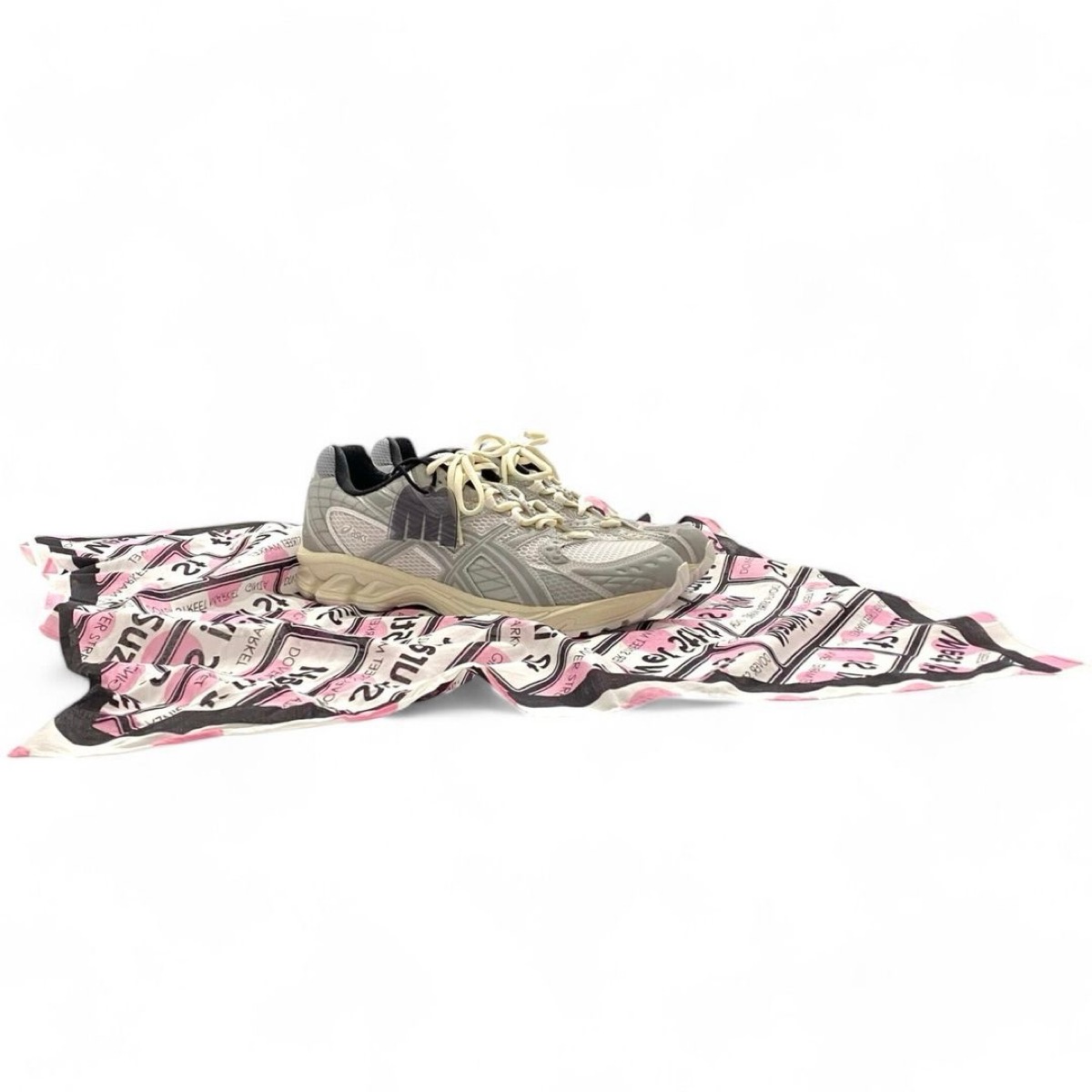 MIN-NANO x Asics Gel-Nimbus 10.1 が国内11月2日／11月5日より発売