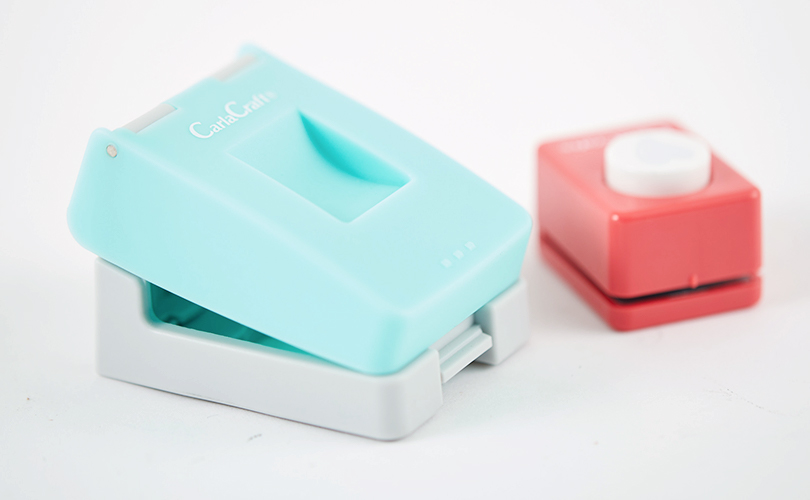 エイド1/2 | カール事務器コーポレートサイト