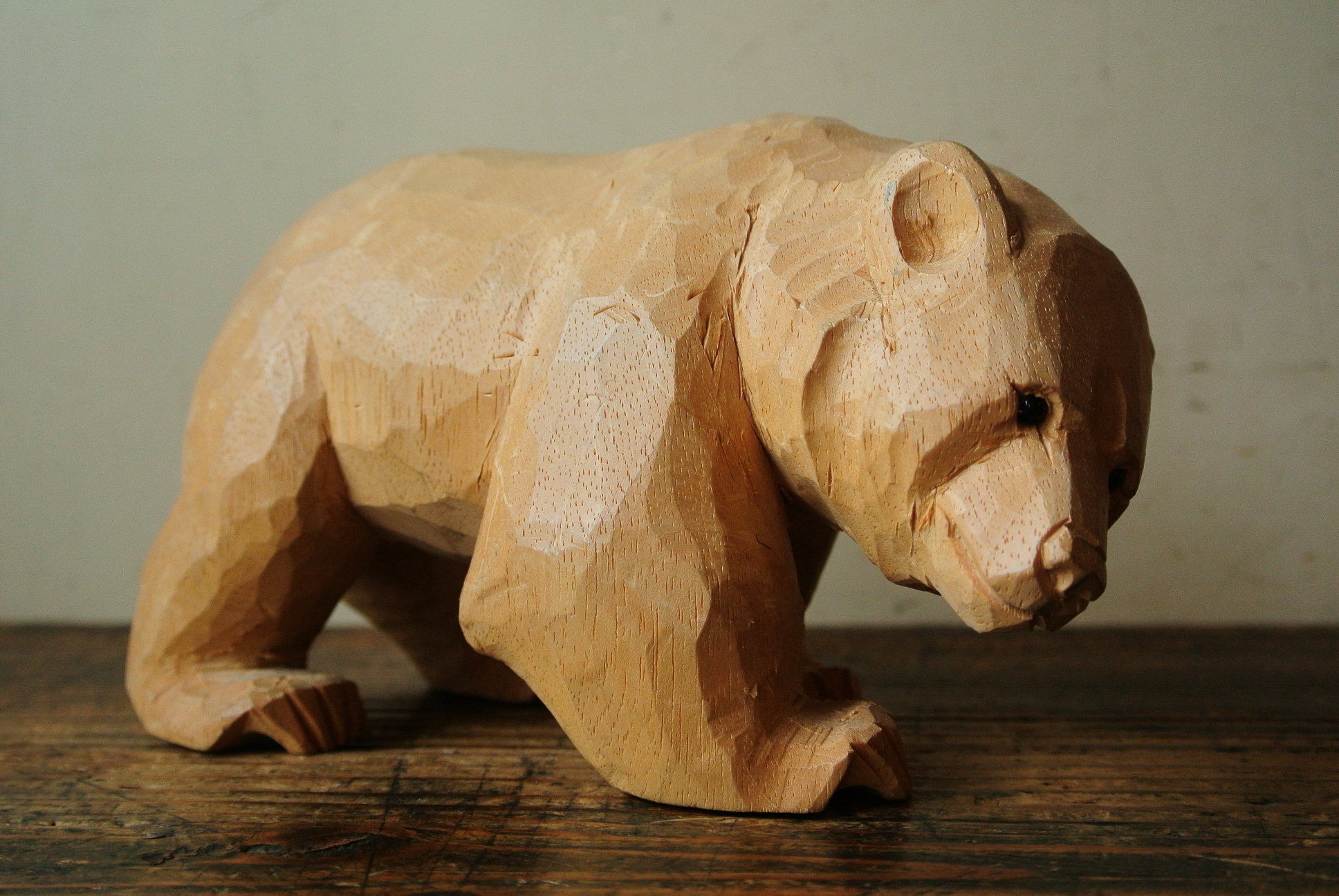 八雲の木彫り熊「這い熊」 - アンティーク雑貨・古道具の札幌