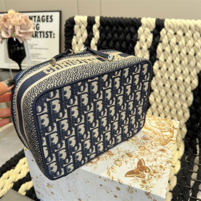 ディオール化粧ポーチ コスメポーチ Dior メイクボックス バニティ