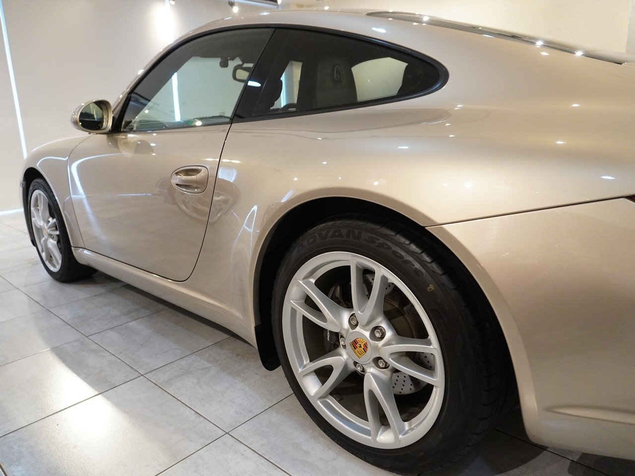 ポルシェ|911(Type997)|カレラ 後期モデル7速PDK パラディオメタリック