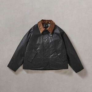 バブアー“金茶色コーデュロイ襟”のワックスジャケット＆キルティング