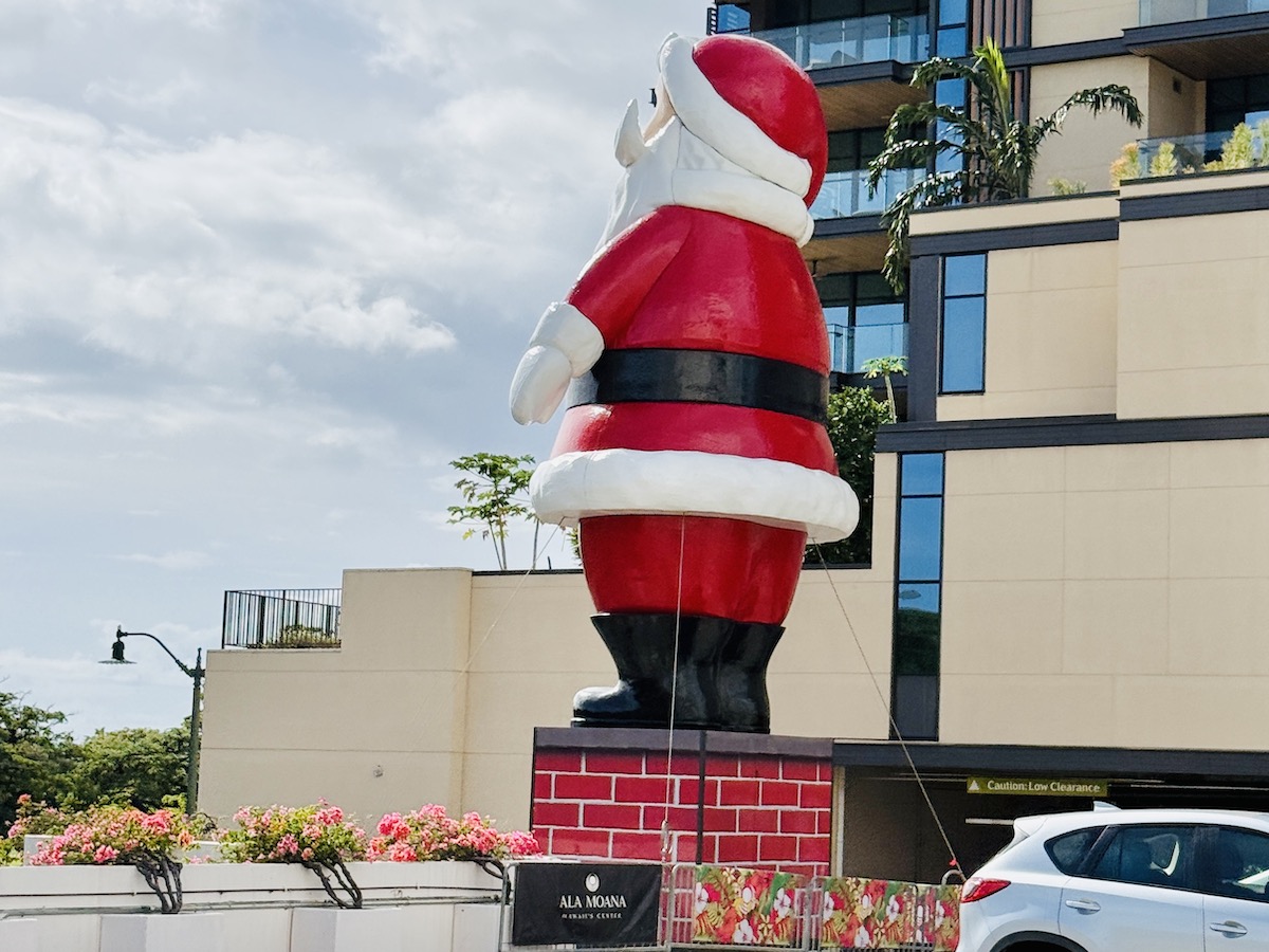 今年もアラモアナセンターにサンタが登場！ ｜ ハワイのタイムシェア