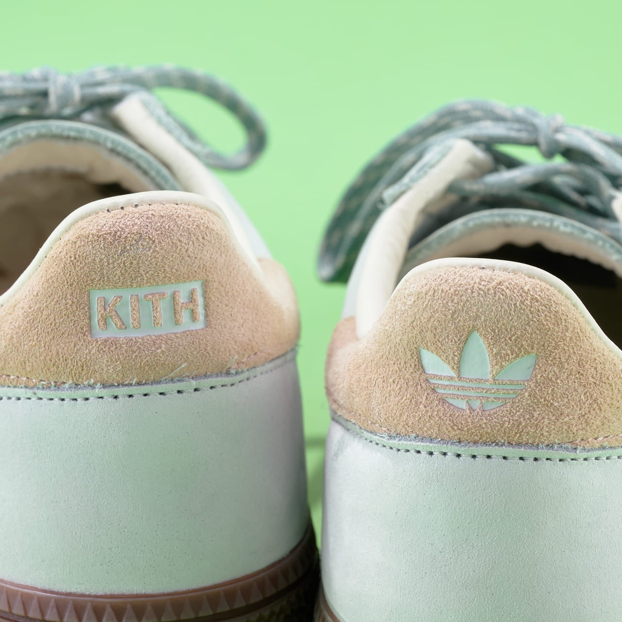 アディダス オリジナルス×キス クラシックの「スぺツィアル」。大流行