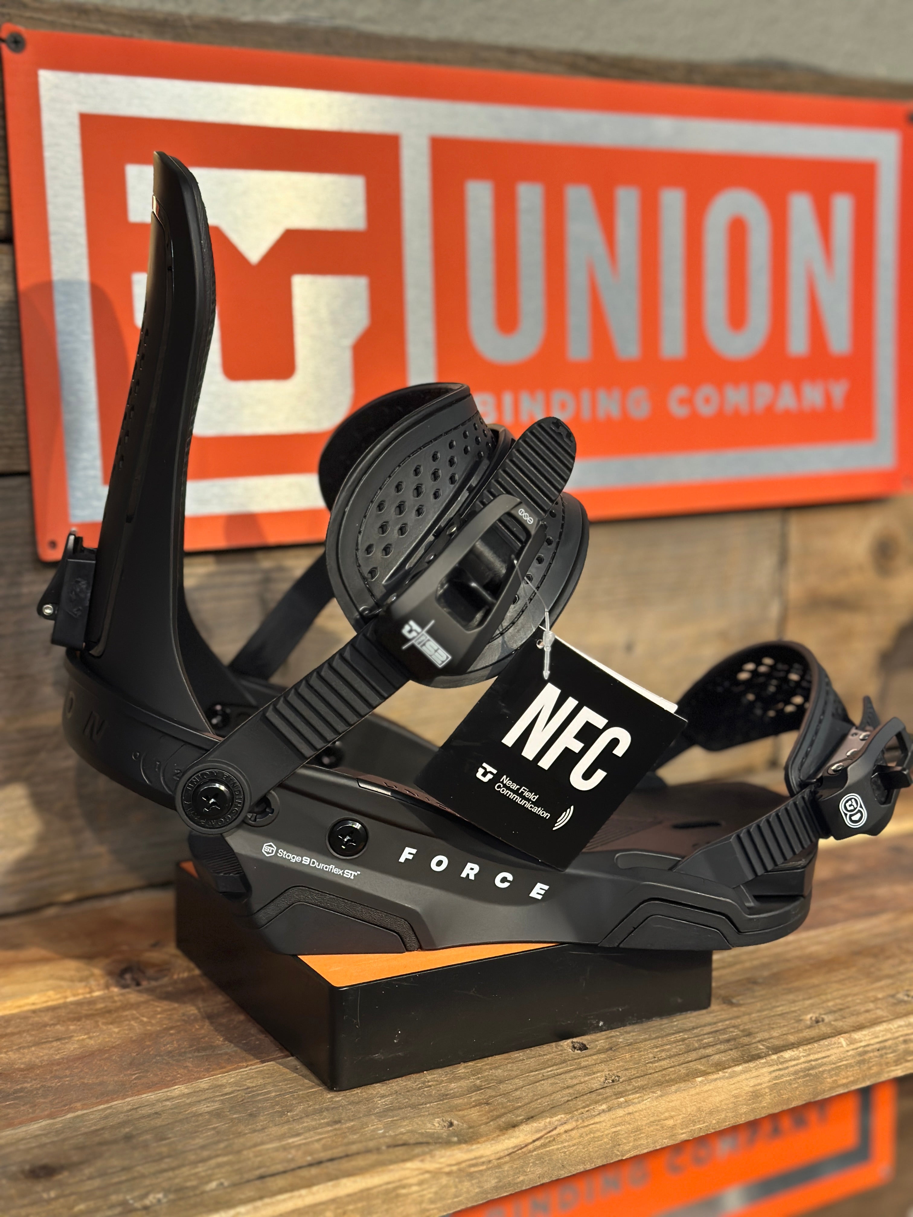 Union Force Snowboard Bindings 2026 (20 Year Black) – Milo Snow