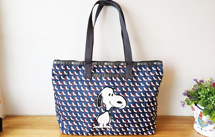 LeSportsacとコラボ♪ | COLUMN | SNOOPY.co.jp：日本のスヌーピー公式