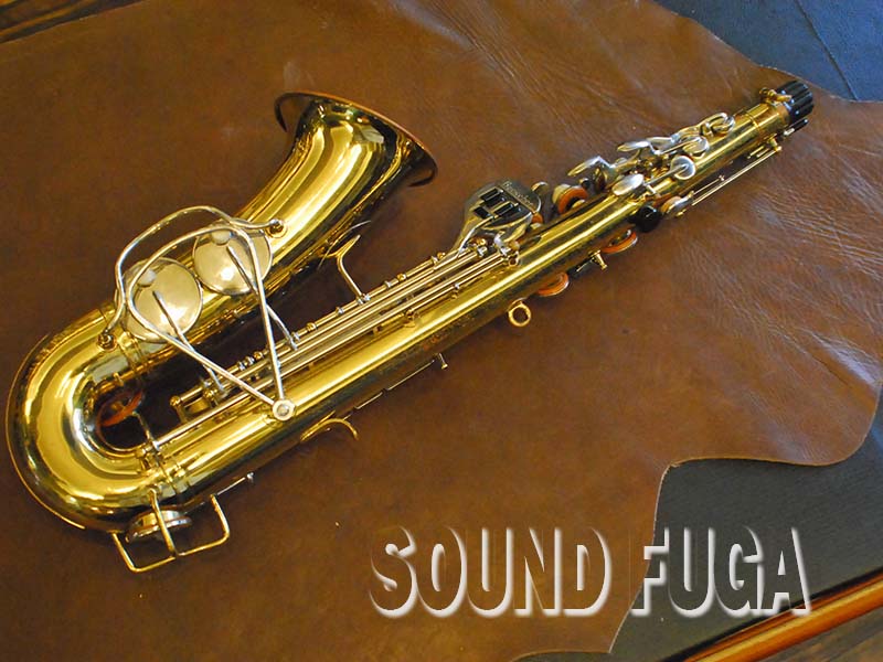 BUESCHER ARISTOCRAT アルトサックス