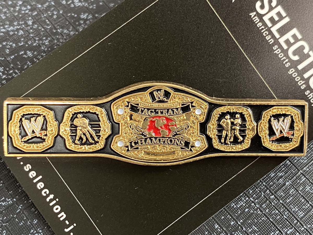 日本人初中邑真輔がWWEのSDタッグ王座初奪取！！チャンピオンベルト