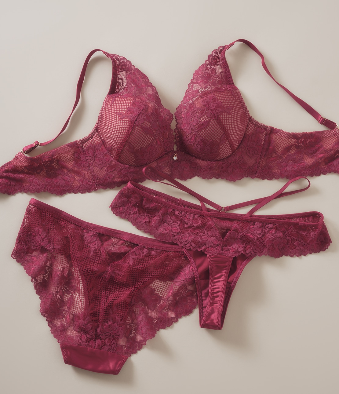 ナイスバディブラリュクス(C65 ブラック): SALON by PEACH JOHN