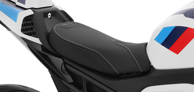 S1000RR 2023 カスタム シート