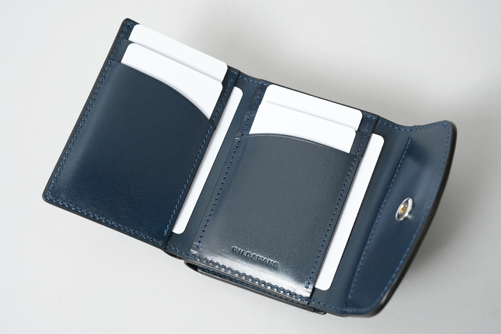 サドルプルアップを使用した がま口付き三つ折り財布・FERMOIRについて