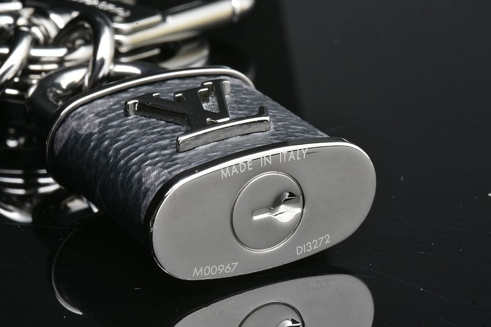 駅南やまご質店オンラインショップ / ヴィトン キーホルダー LVロック