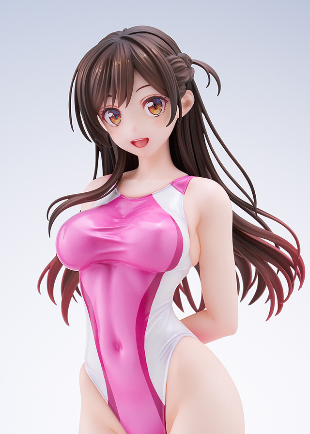 彼女、お借りします」水原千鶴が競泳水着姿でフィギュア化！ 美しい