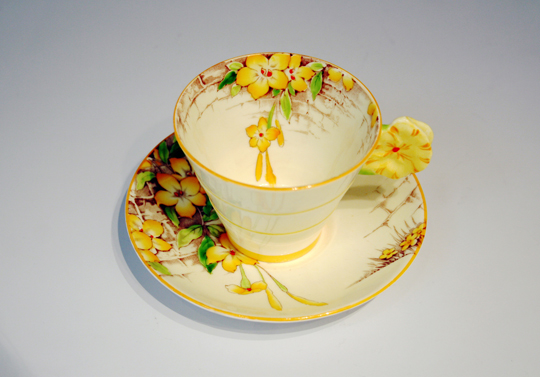 パラゴン「フラワーハンドル コーヒーカップ」《アンティックかとう》