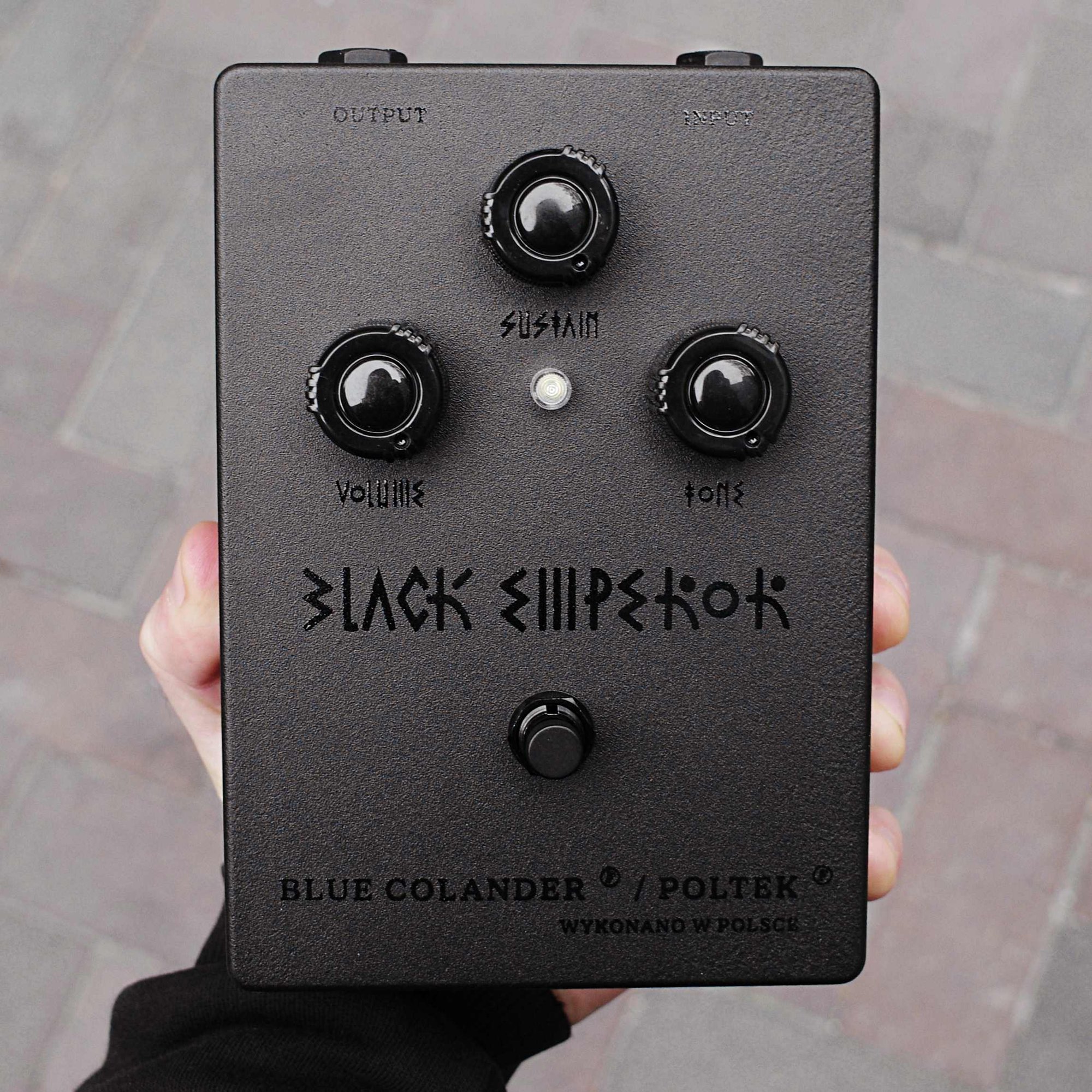Black Emperor (3-knob) | blue colander stompboxes