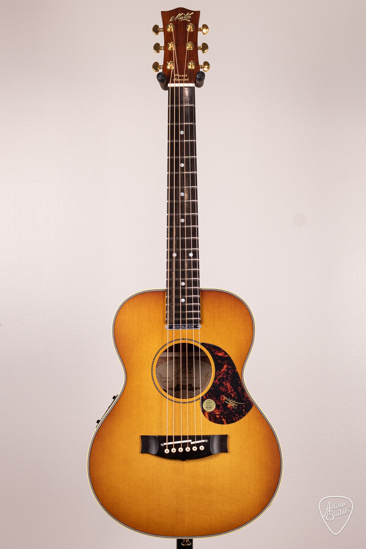 Maton Guitars EMD6 Diesel Mini - 16712 - Artisan Guitars
