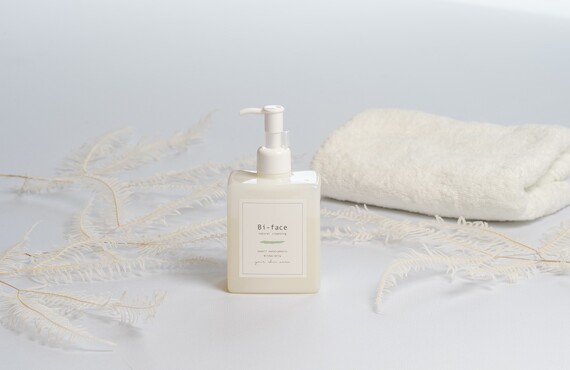 泡洗顔不要 天然由来クレンジング｜ビフェイス株式会社