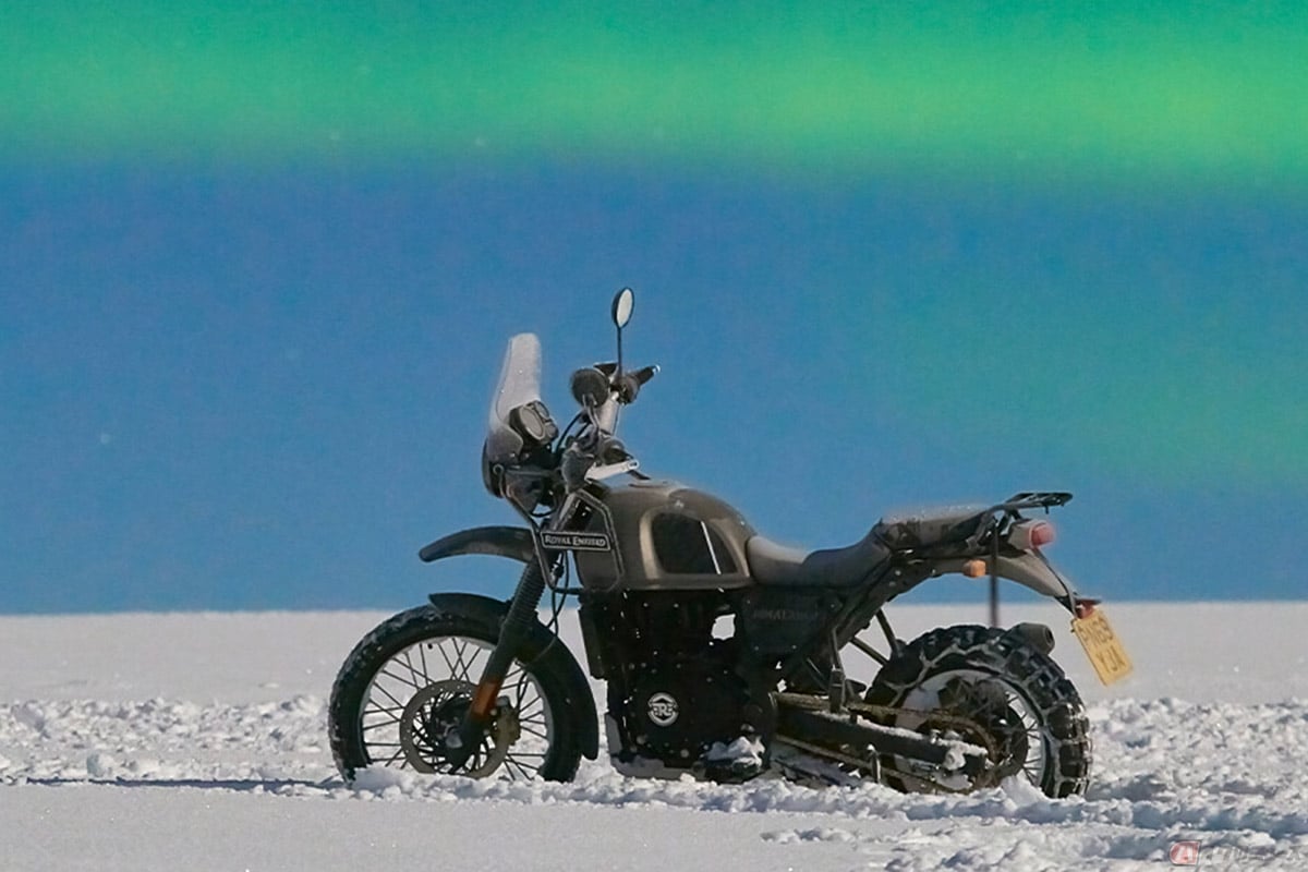 ロイヤルエンフィールド「ヒマラヤ」で南極点に到達 史上初の南極走破