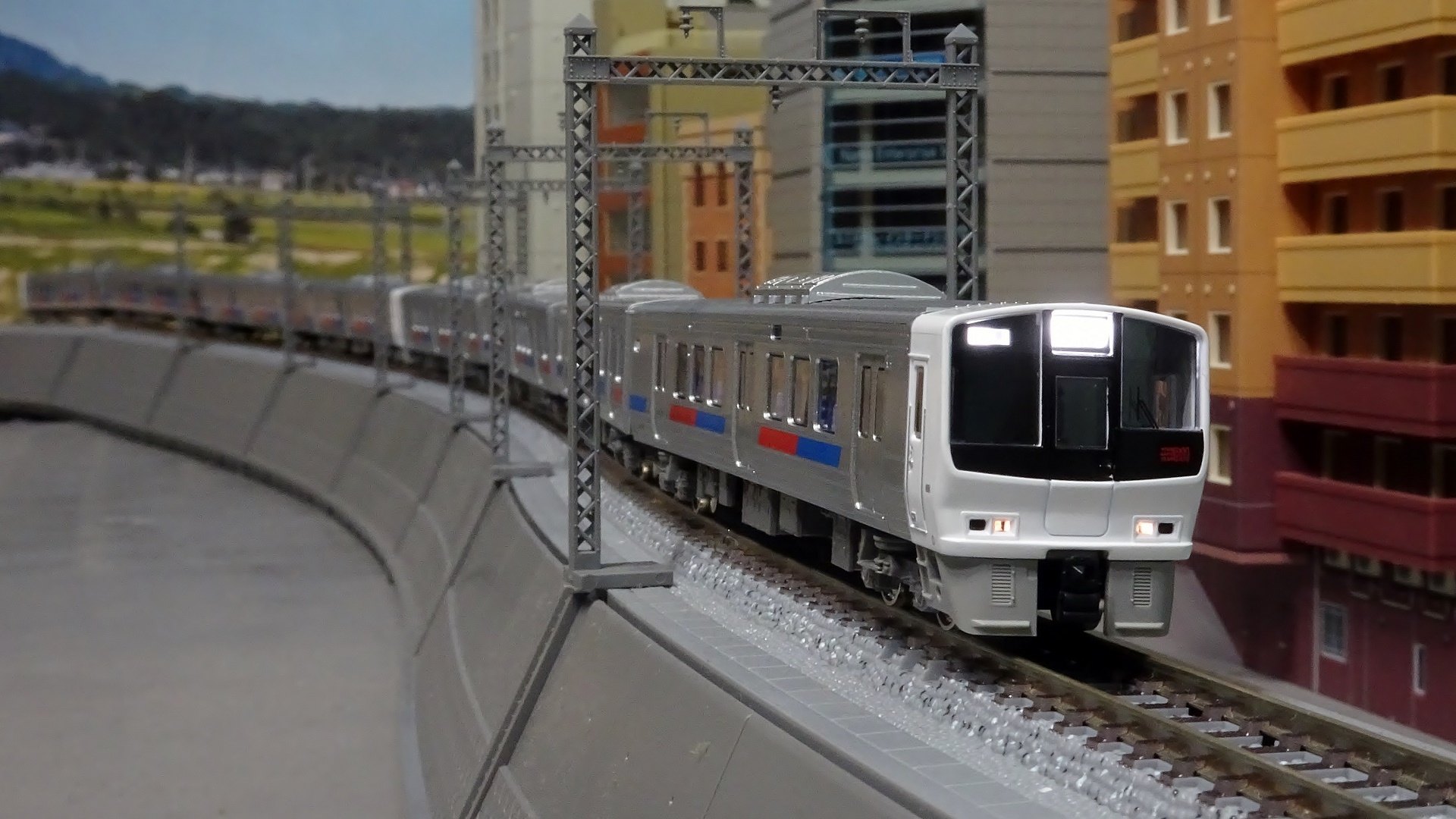 新車入線】JR九州811系（100番代＋0番代） - ビスタ模型鉄道