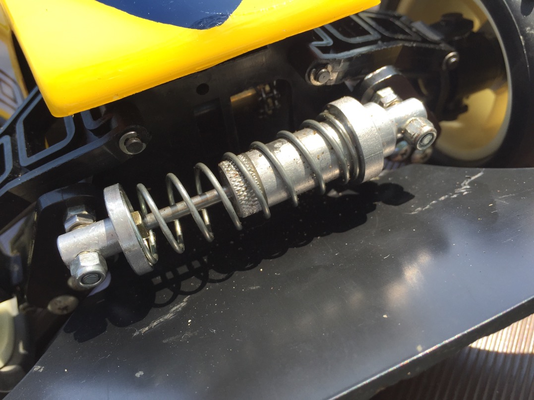 ヨコモ YZ-834B ドッグファイター オイルダンパーOリング交換（輸入車