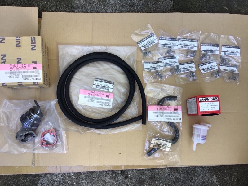 ようやくの交換・・燃料ポンプと燃料フィルター、ホース類 ！（日産