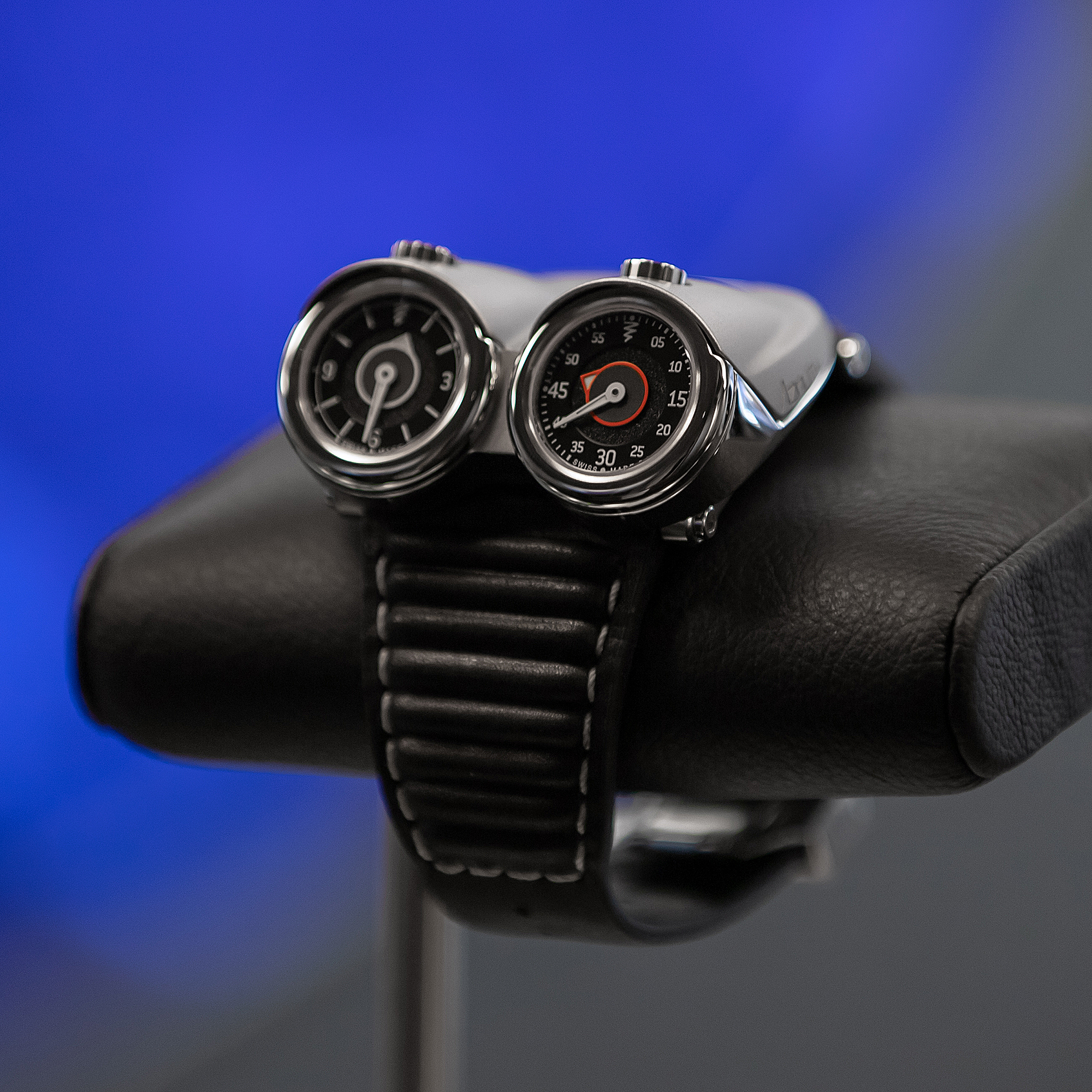 The Watch Stand（Wristonomy） Single – Chrono Theory – クロノセオリー