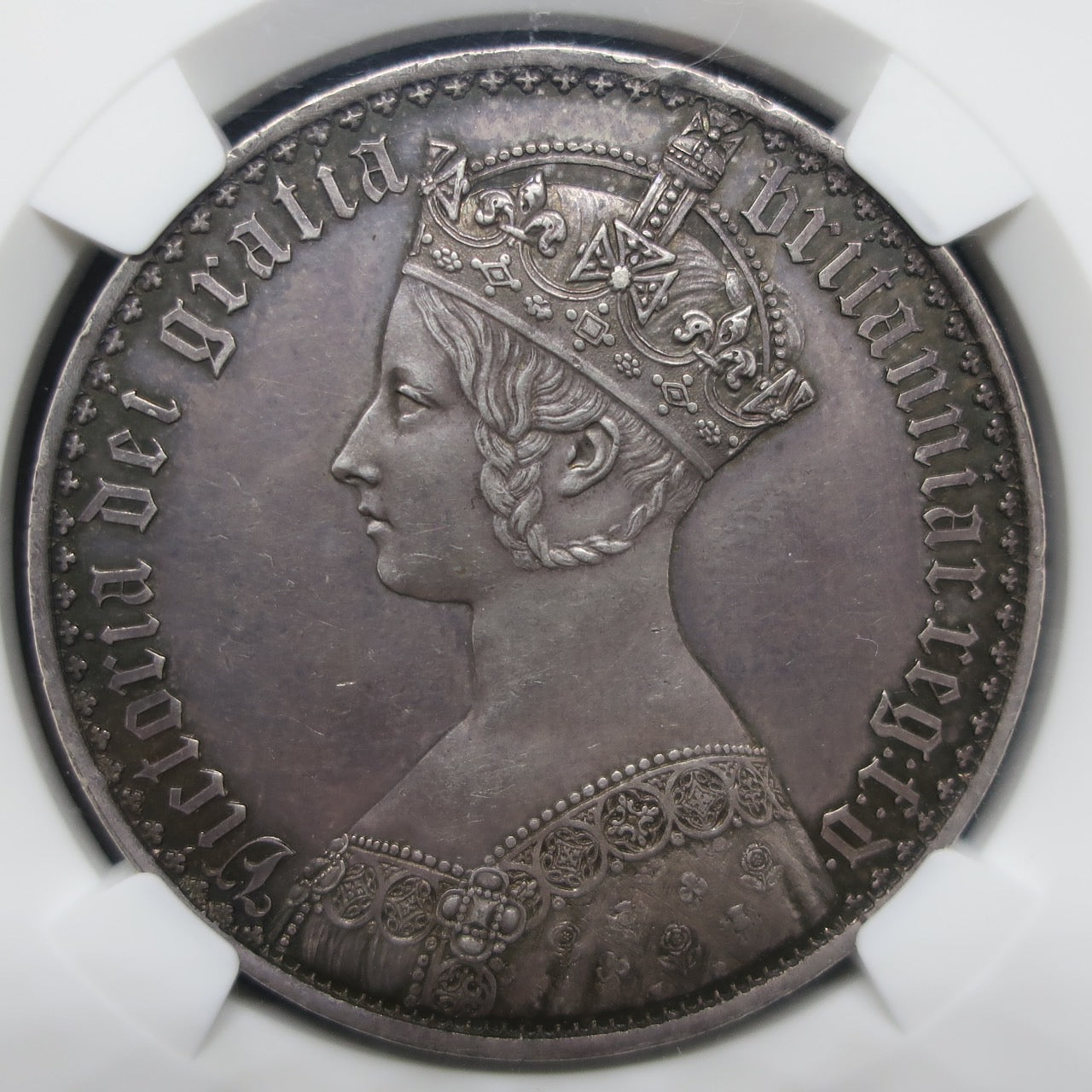 1847 イギリス ゴシッククラウン銀貨 ヴィクトリア女王 アンデシモ