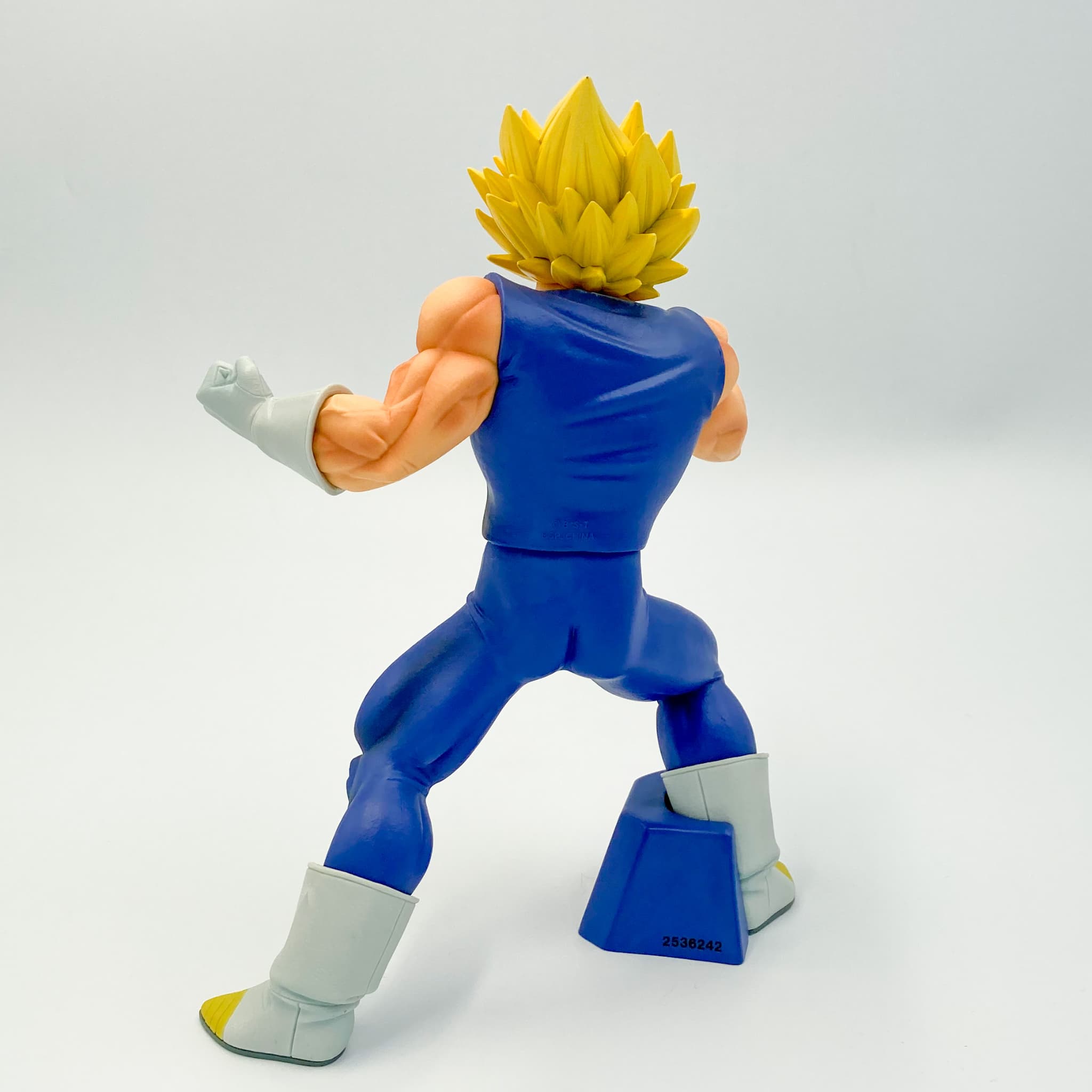 大型ポージングフィギュアMAXIMATCに魔人ベジータが登場｜オンライン