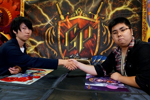 D・Mバトルアリーナ スプリングチャレンジバトル 2004 札幌大会 盾