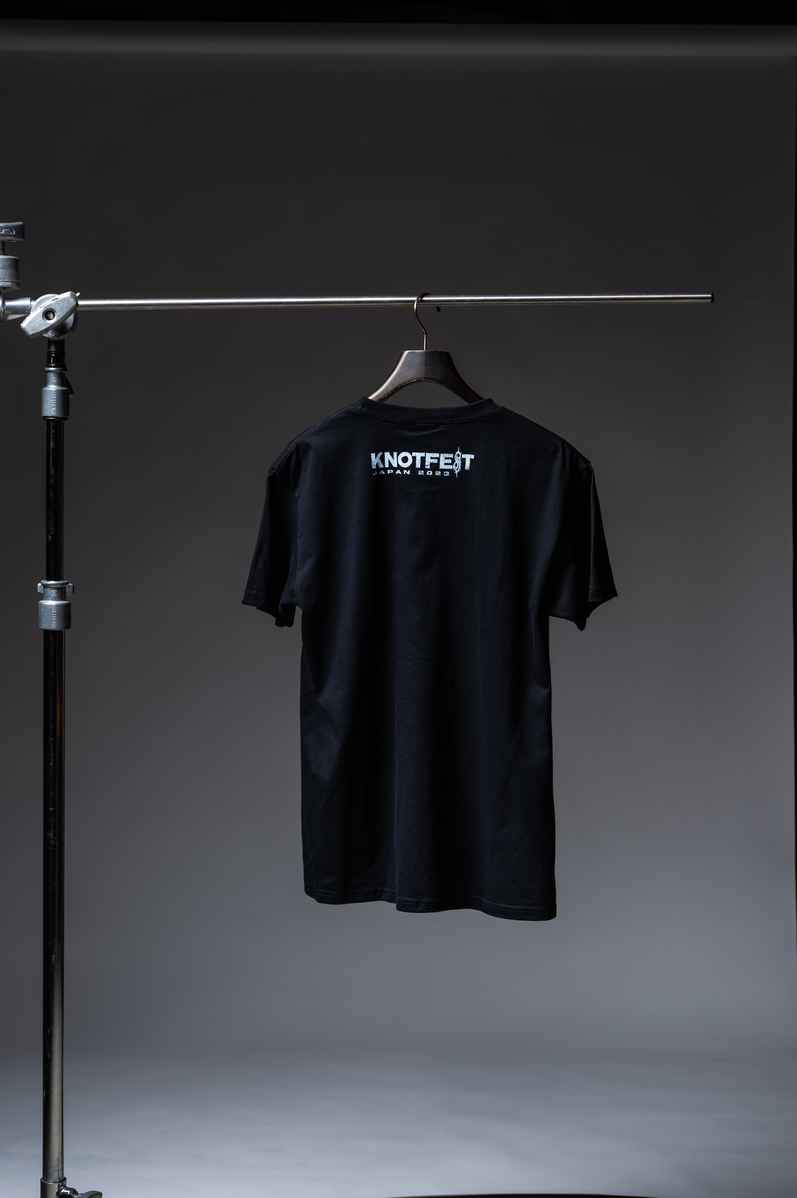 Slipknot主催のフェス「KNOTFEST JAPAN 2023」とglambとのコラボT