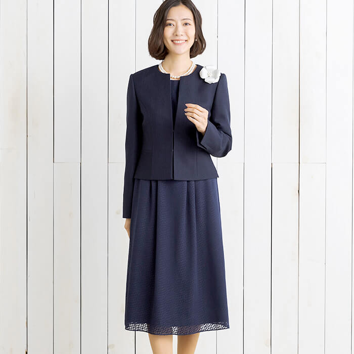 サテンオパールワンピのセレモニースーツ 9号・ネイビー｜東京