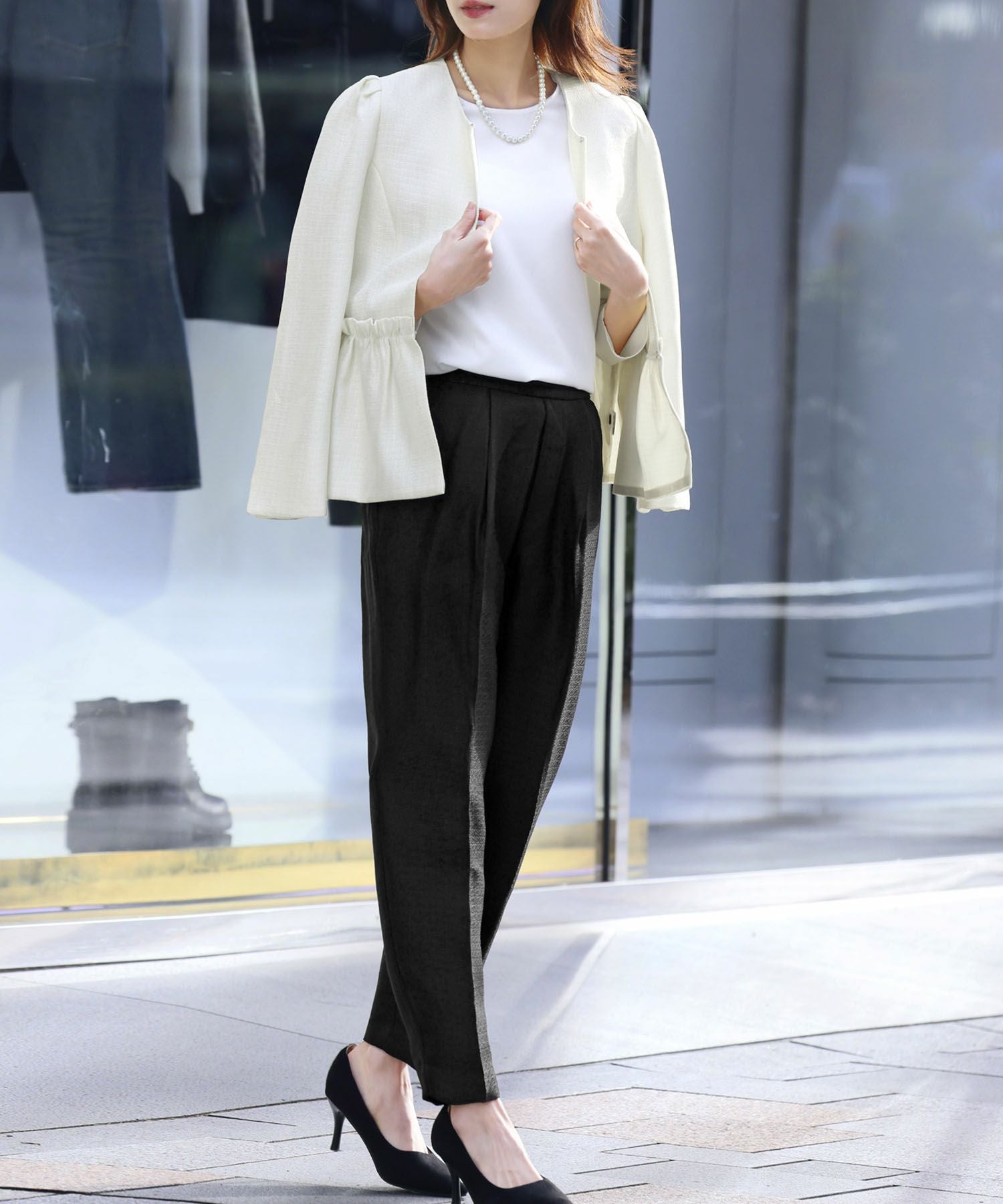 000000007300-01.jpg?size=xxl&w