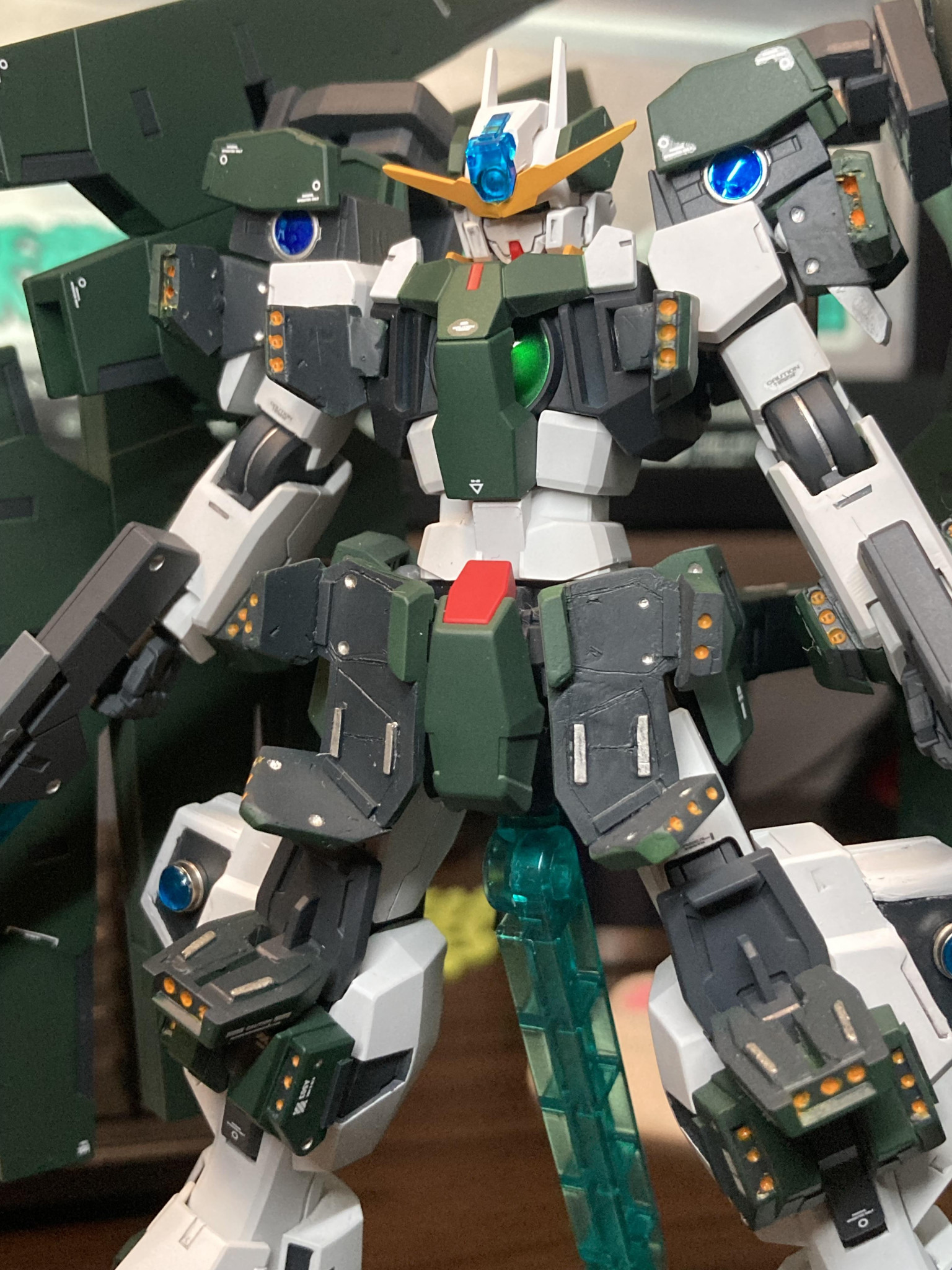 hgサバーニャ 最終決戦仕様 フルオープンver｜@yui__p__さんのガンプラ