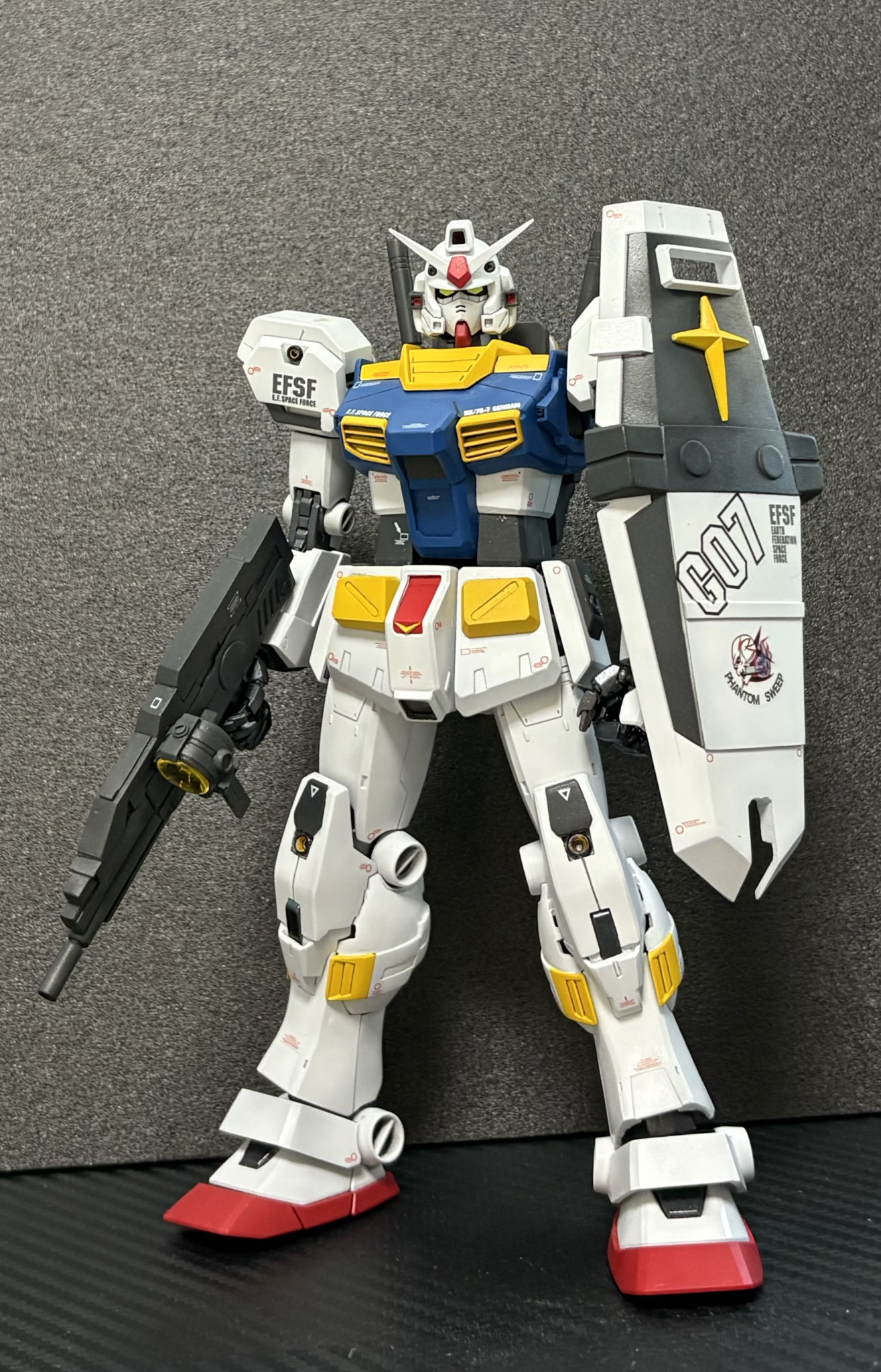 ガンダム7号機 1/100｜シャンとしておかかさんのガンプラ作品｜GUNSTA